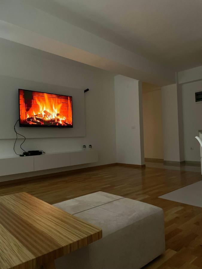 Golden Apartment Skopje Ngoại thất bức ảnh